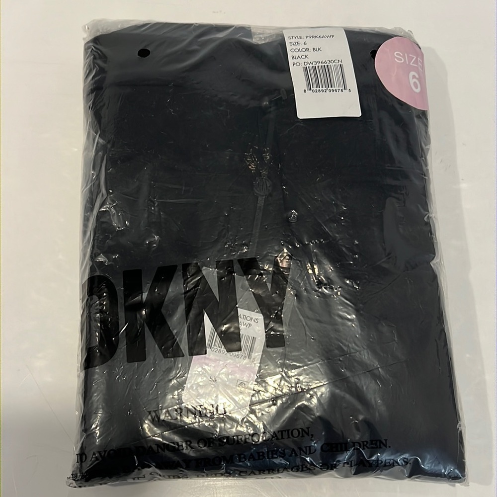 DKNY Black Minimalist slim-fit Cropped pants size 6 - Picture 2 of 12